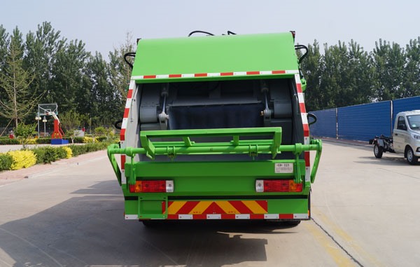 纯电动压缩式垃圾车 YYD5120ZYSCBEV(正后)