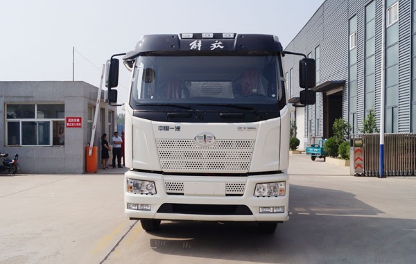 纯电动压缩式垃圾车 YYD5120ZYSCBEV(正前)