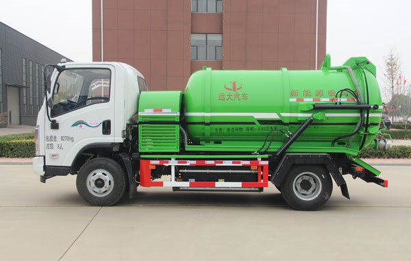 纯电动4方吸污车YYD5080GXWDBEV（正左）