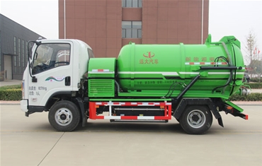 纯电动4方吸污车YYD5080GXWDBEV（正左）