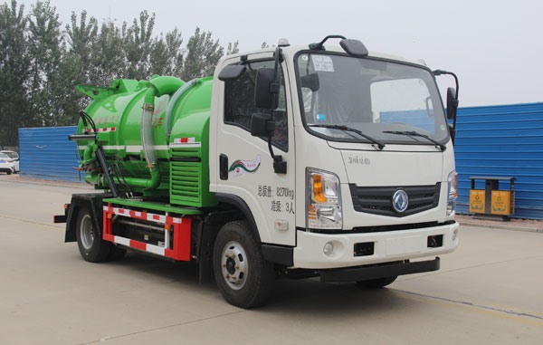 纯电动4方吸污车YYD5080GXWDBEV（右45°）