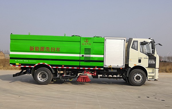 YYD5182TXSCBEV纯电动高压洗扫车