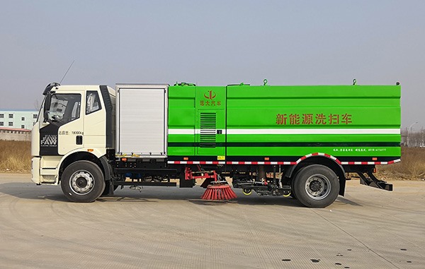 YYD5182TXSCBEV纯电动环卫洗扫车